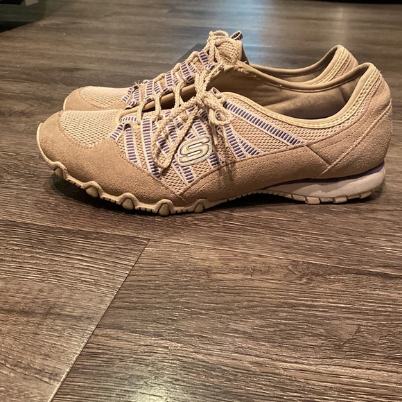 Sketchers running shoes 7.5 - Picture 2 of 7